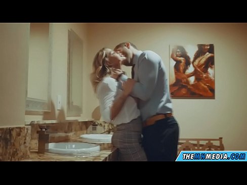 ❤️ Ko vas prsata blondinka zapelje na javnem stranišču ❤️ Porno pri nas sl.bsglass.ru